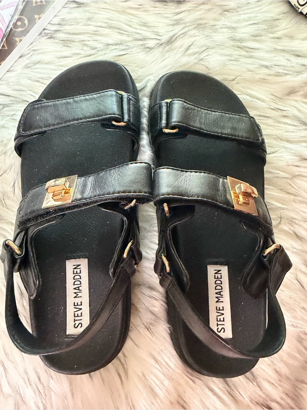 Steve Madden Black Leather Sandal with Gold Hardware